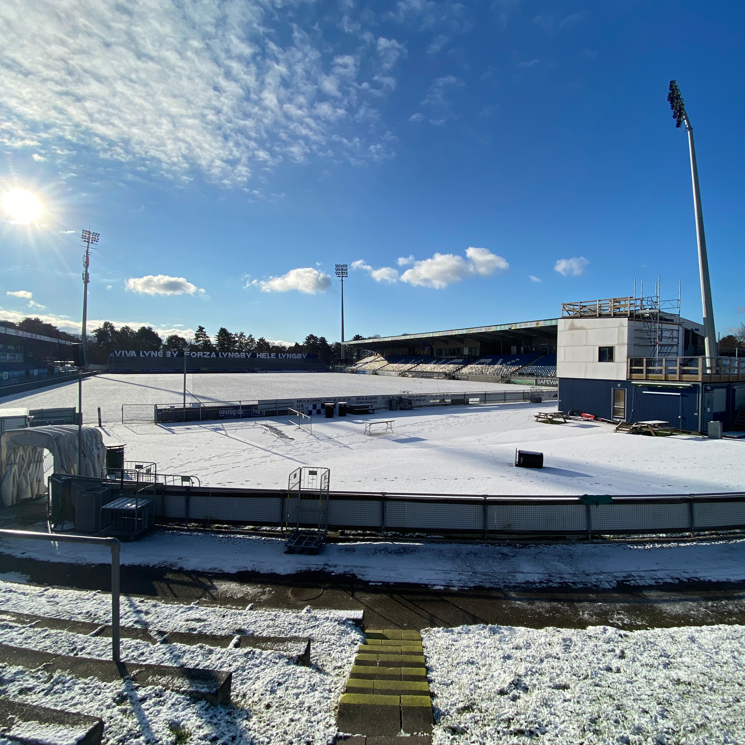 GRÆSSET ER IKKE GRØNNERE NOGEN STEDER